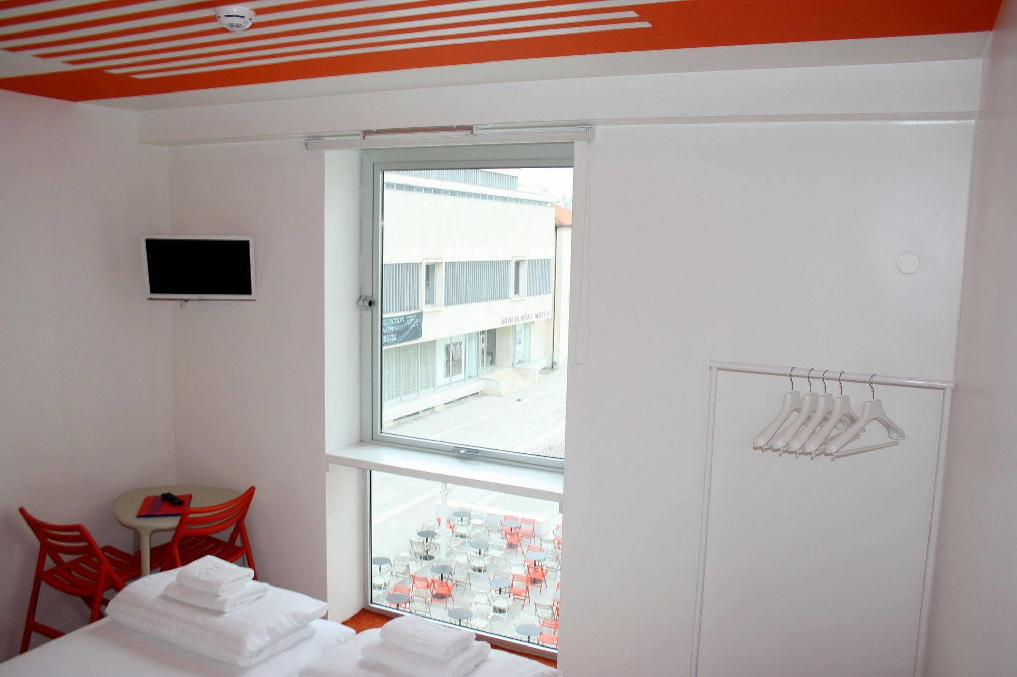 Boutique Hostel Forum Zadar Ngoại thất bức ảnh